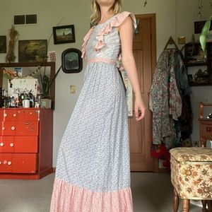 True vintage 60s 70s calico flower maxi prairie dress